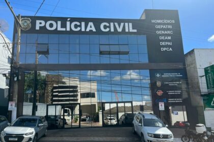 Polícia prende homem por homicídio qualificado consumado e tentativa de homicídio contra uma mulher e uma criança na zona rural de Luziânia
