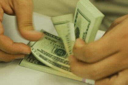 Dólar fecha última sessão com recuo de 0,85%, a R$ 6,04