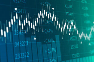 Ibovespa volta a fechar em alta e chega, mais uma vez, aos 122,8 mil pontos