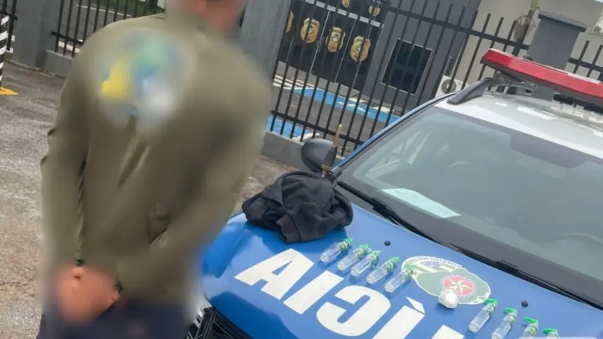Polícia prende homem com cocaína e lança-perfume no leste de Goianésia