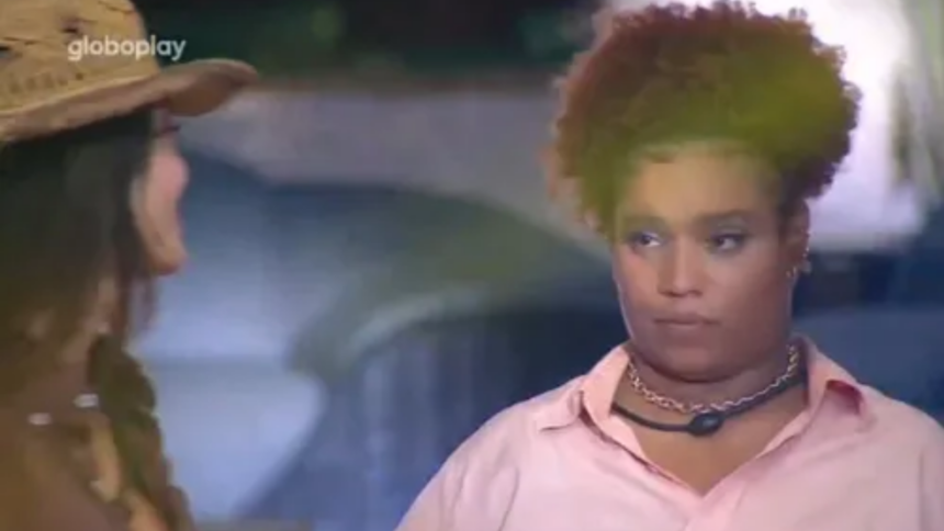 Tadeu Schmidt destaca atitude de Camilla no BBB 25 e web reage