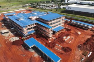 Nova modalidade de contratação acelera obras públicas de infraestrutura em Goiás