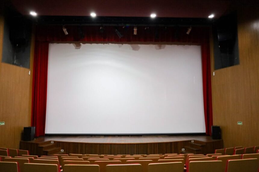 Cine Teatro São Joaquim exibe filmes premiados e inéditos Cine Teatro São Joaquim exibe filmes premiados e inéditos