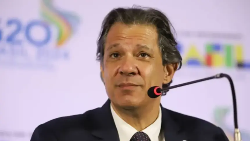 Nós temos condições de trazer inflação para meta, diz ministro da Fazenda Nós temos condições de trazer inflação para meta, diz ministro da Fazenda