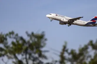 Aviação civil brasileira bate recorde e supera 10 milhões de viajantes em março