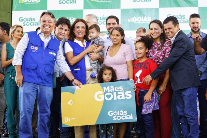 Anicuns recebe benefícios e serviços do Goiás Social Anicuns recebe benefícios e serviços do Goiás Social