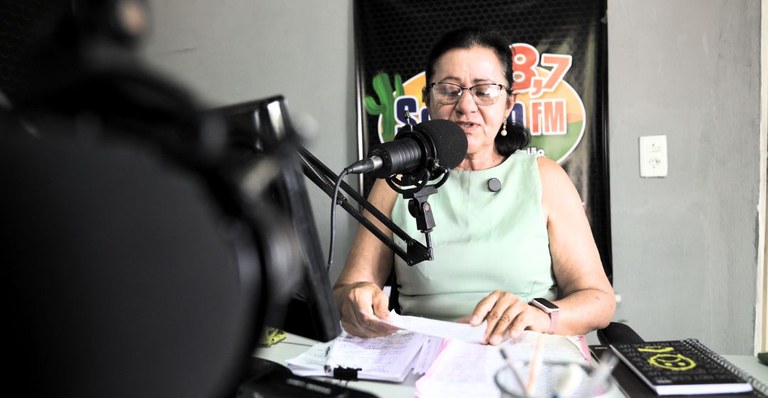 Rádios comunitárias: associações de 293 cidades têm interesse em operar emissoras Rádios comunitárias: associações de 293 cidades têm interesse em operar emissoras