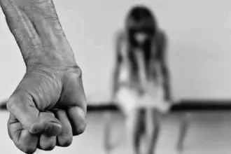 Mulher é agredida com chutes e enforcamento por companheiro que acaba preso no norte de Goianésia
