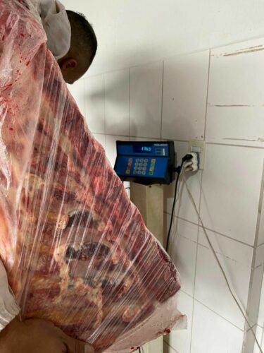Polícia Civil descobre esquema criminoso de desvio de carnes entregue para rede de supermercados de Anápolis e prende dois suspeitos Polícia Civil descobre esquema criminoso de desvio de carnes entregue para rede de supermercados de Anápolis e prende dois suspeitos