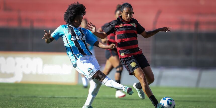 Grêmio e Sport empatam no fechamento da 10ª rodada do BR Feminino Grêmio e Sport empatam no fechamento da 10ª rodada do BR Feminino
