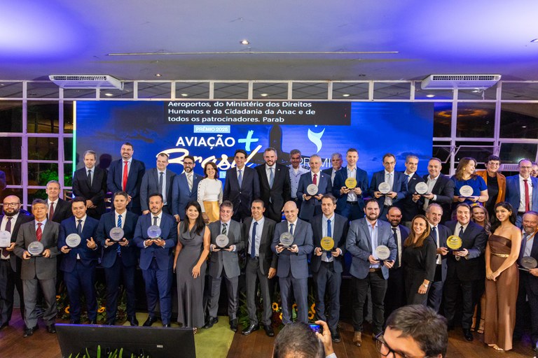 Aviação + Brasil: evento homenageia empresas aéreas e destaca evolução do setor no país Aviação + Brasil: evento homenageia empresas aéreas e destaca evolução do setor no país