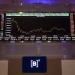 Ibovespa encerra com alta de 0,25%