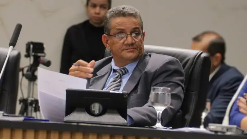 Vereador solicita iluminação e bancos para Parque Ecológico de Goianésia Vereador solicita iluminação e bancos para Parque Ecológico de Goianésia