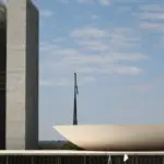 Câmara aprova PL que atualiza a CLT e permite cancelamento digital da contribuição sindical