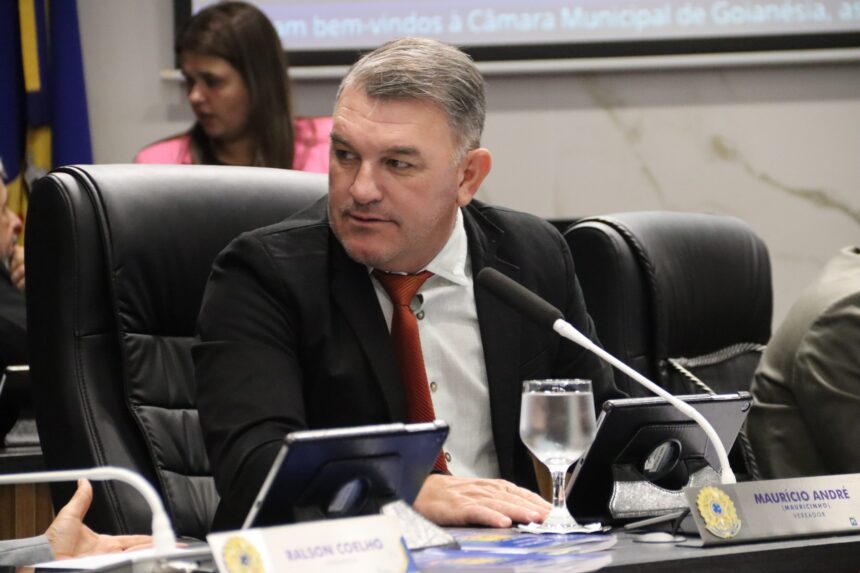 Vereador Maurício André solicita retomada de convênio com clínicas oftalmológicas