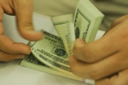 Dólar fecha última sessão em alta, a R$ 5,54