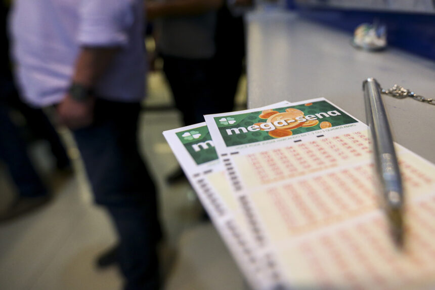 Mega-Sena 2876 hoje (14): concurso acumula e próximo prêmio pode chegar a R$ 110.000.000,00 Mega-Sena 2876 hoje (14): concurso acumula e próximo prêmio pode chegar a R$ 110.000.000,00