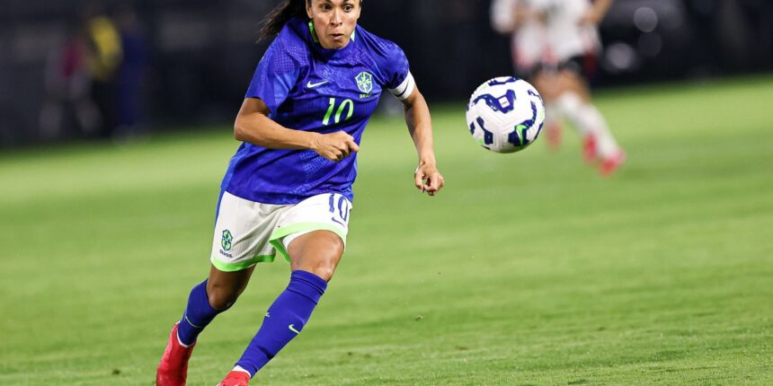 Seleção feminina terá Marta, Jhonson e Dudinha na Copa América Seleção feminina terá Marta, Jhonson e Dudinha na Copa América