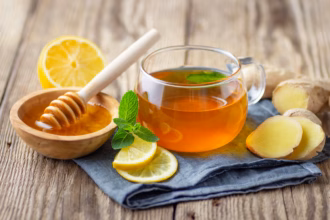 7 receitas de chá para combater o resfriado