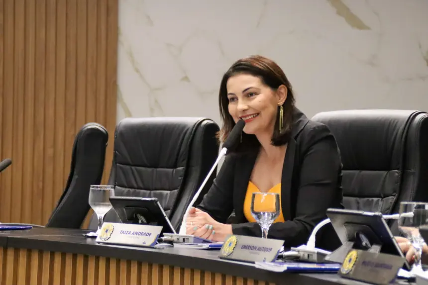 Câmara de Goianésia aprova proposta que pode criar fila pública do SUS com consulta online Câmara de Goianésia aprova proposta que pode criar fila pública do SUS com consulta online