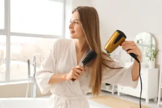 4 dicas para controlar o frizz do cabelo no inverno