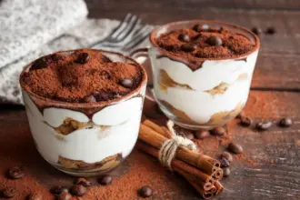 4 receitas caseiras de doces e sobremesas ricos em proteínas