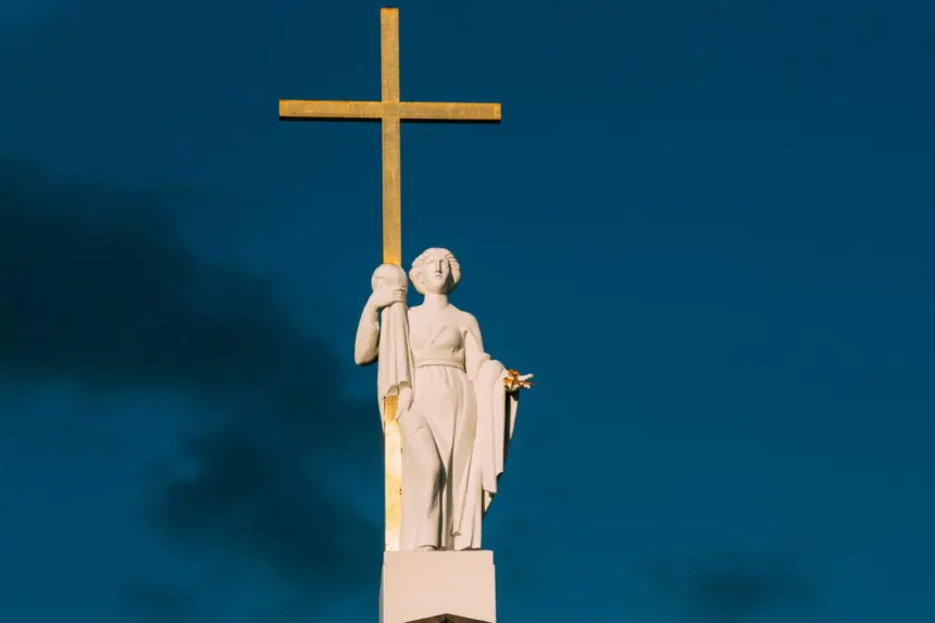 5 orações para o Dia de Santa Helena 5 orações para o Dia de Santa Helena