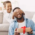 Descubra o presente ideal para o pai de cada signo