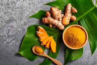 10 dicas práticas para inserir a cúrcuma na dieta