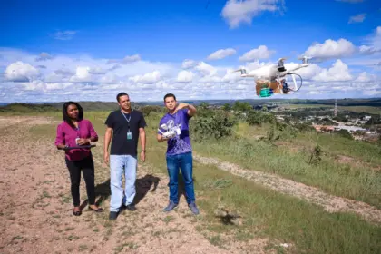 Escola do Futuro de Santo Antônio do Descoberto cria drone para auxiliar no reflorestamento do Cerrado – Portal Goiás