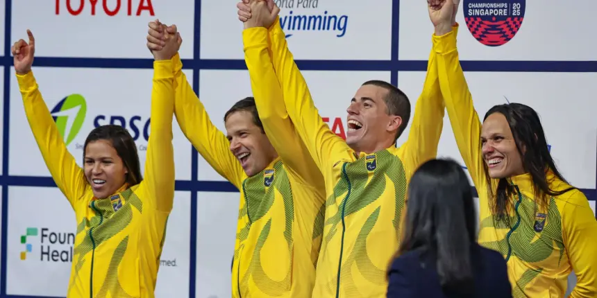 Com direito a recorde mundial, Brasil brilha no Mundial de natação Com direito a recorde mundial, Brasil brilha no Mundial de natação