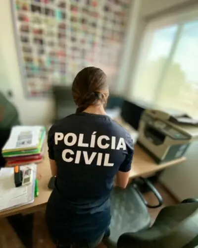 PCGO cumpre mandado de busca e apreensão contra investigado por estelionato na venda de imóvel em Aparecida de Goiânia PCGO cumpre mandado de busca e apreensão contra investigado por estelionato na venda de imóvel em Aparecida de Goiânia