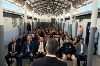 PCGO realiza cerimônia de revitalização da Central-Geral de Flagrantes de Goiânia e homenageia policiais civis