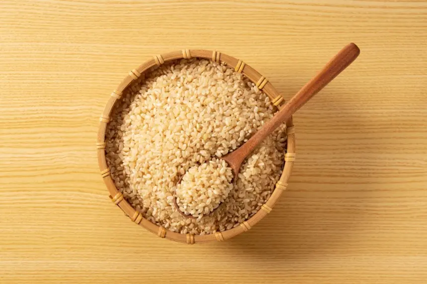 Dia do arroz: 8 benefícios da versão integral para a saúde Dia do arroz: 8 benefícios da versão integral para a saúde