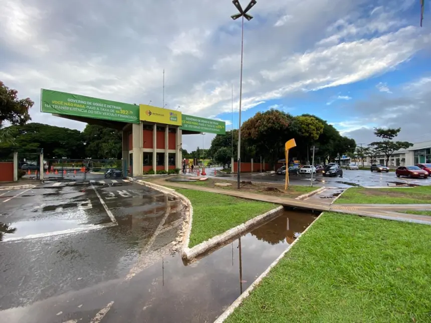 Confira o que abre e o que fecha no feriadão do aniversário de Goiânia e Dia do Servidor Público – Portal Goiás Confira o que abre e o que fecha no feriadão do aniversário de Goiânia e Dia do Servidor Público – Portal Goiás