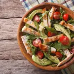 9 pratos leves e ricos em proteínas para o jantar