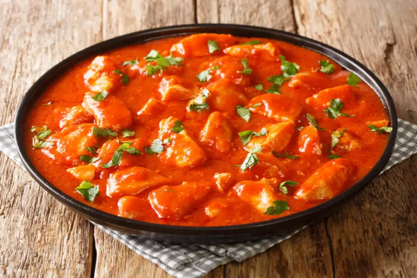 8 receitas de frango ao molho que vão te surpreender
