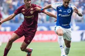 Cruzeiro empata com Flu e perde chance de colocar pressão nos líderes