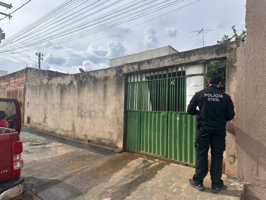 Operação conjunta prende foragido do Piauí investigado por homicídio qualificado – Policia Civil do Estado de Goiás Operação conjunta prende foragido do Piauí investigado por homicídio qualificado – Policia Civil do Estado de Goiás