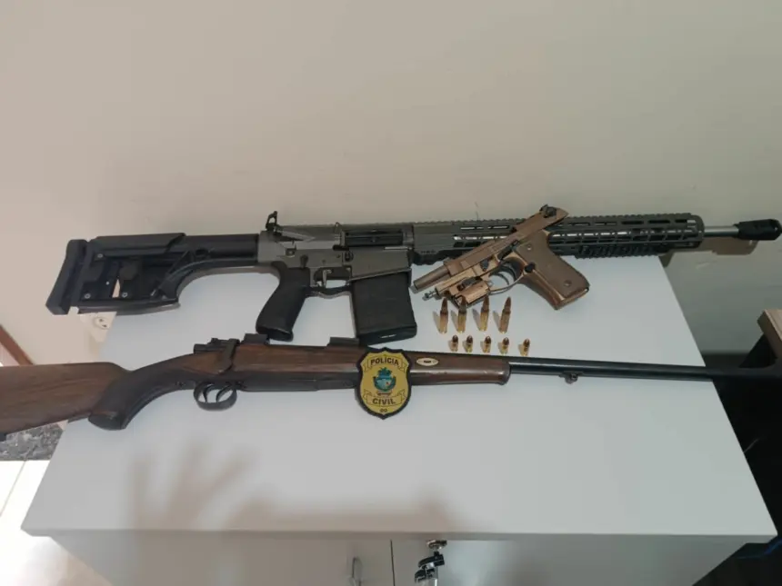 PCGO cumpre mandado e apreende armas e munições em investigação de violência doméstica em Jataí – Policia Civil do Estado de Goiás PCGO cumpre mandado e apreende armas e munições em investigação de violência doméstica em Jataí – Policia Civil do Estado de Goiás