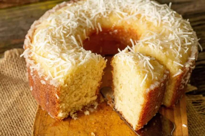 Bolo de liquidificador: 4 receitas práticas e saborosas para o café da manhã Bolo de liquidificador: 4 receitas práticas e saborosas para o café da manhã