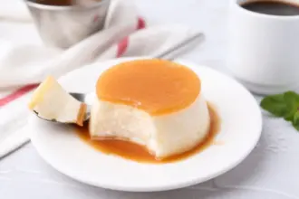 3 receitas de pudim que não precisam ir ao forno