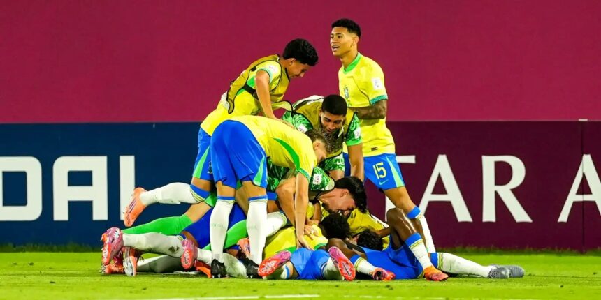 Brasil despacha França nos pênaltis e vai às quartas do Mundial Sub-17 Brasil despacha França nos pênaltis e vai às quartas do Mundial Sub-17