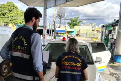 Procon tá de olho e autua 9 de 10 postos fiscalizados por aumento injustificado no preço do etanol
