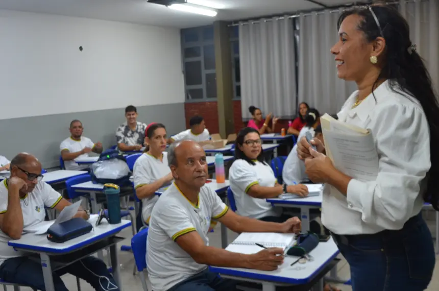 Querendo voltar a estudar? EJA 2026 está com matrículas abertas – Portal Goiás