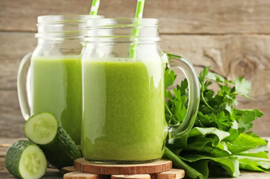 9 receitas de sucos desintoxicantes para auxiliar na dieta