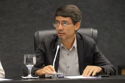 Vereador Ralson propõe ações educativas sobre HIV e AIDS em Goianésia