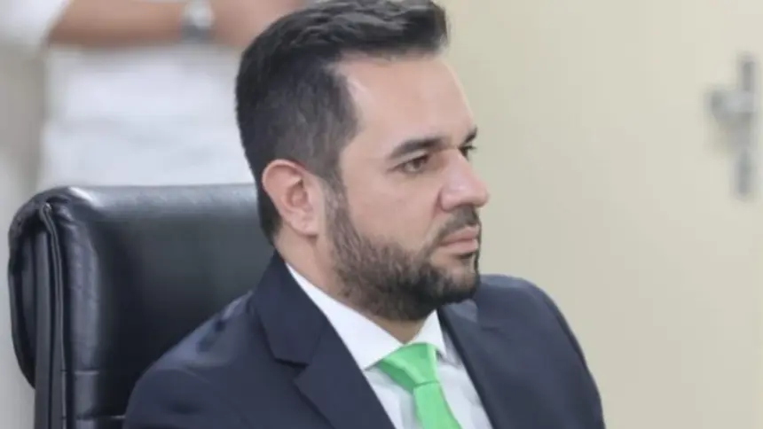 “O Governo de Goiás está 100% disponível à Prefeitura de Goianésia para resolver as demandas da cidade”, afirma Pedro Gonçalves “O Governo de Goiás está 100% disponível à Prefeitura de Goianésia para resolver as demandas da cidade”, afirma Pedro Gonçalves