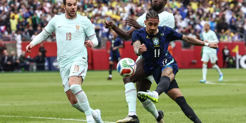 Raphinha e Wesley são cortados da seleção brasileira Raphinha e Wesley são cortados da seleção brasileira