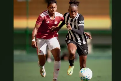 Internacional vence Atlético-MG fora de casa